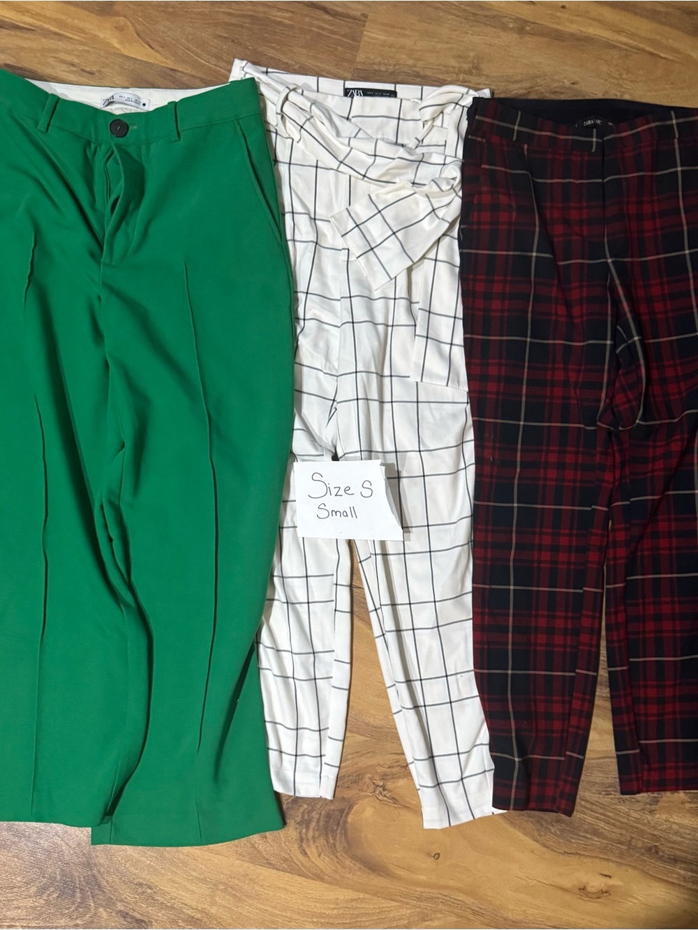 Women’s Zara Size Small 3 x Pants